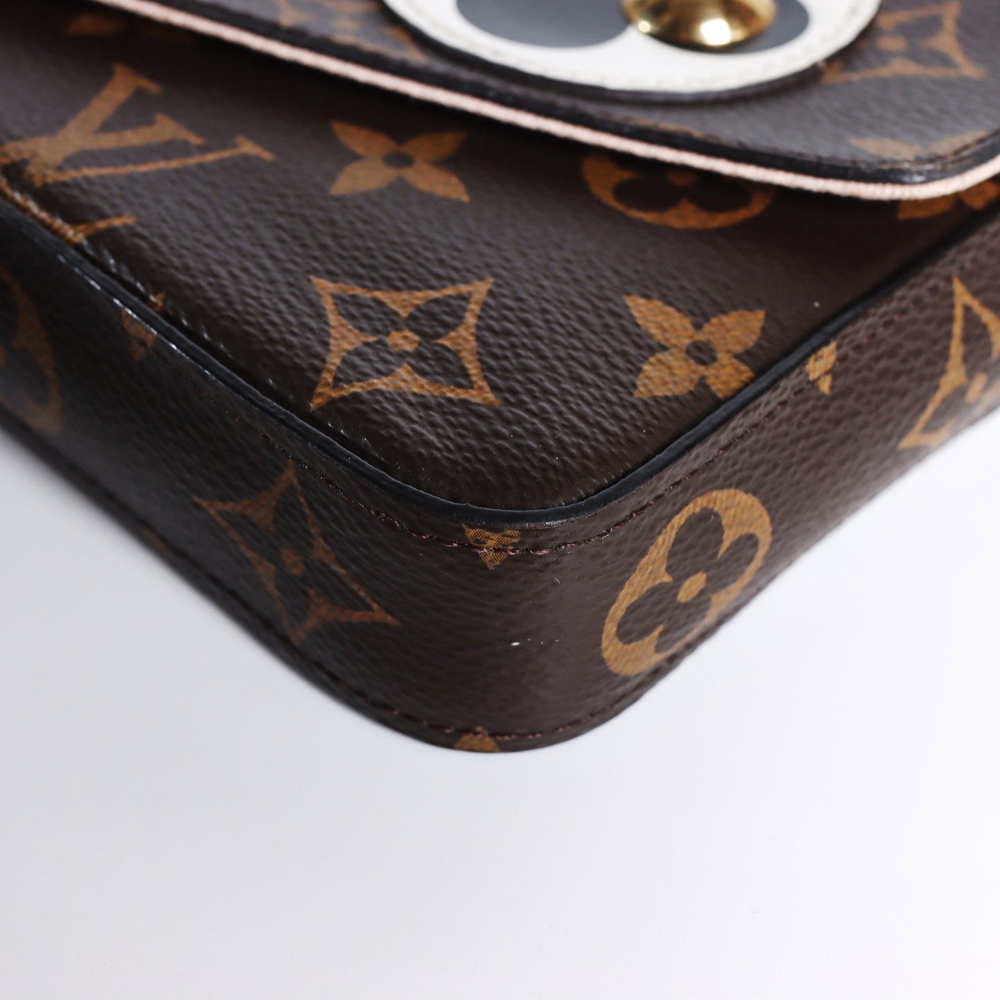 Pre-Owned Louis Vuitton Monogram Canvas Pochette Felicie Brown Pink Coated Canvas Shoulder Bag 10573383