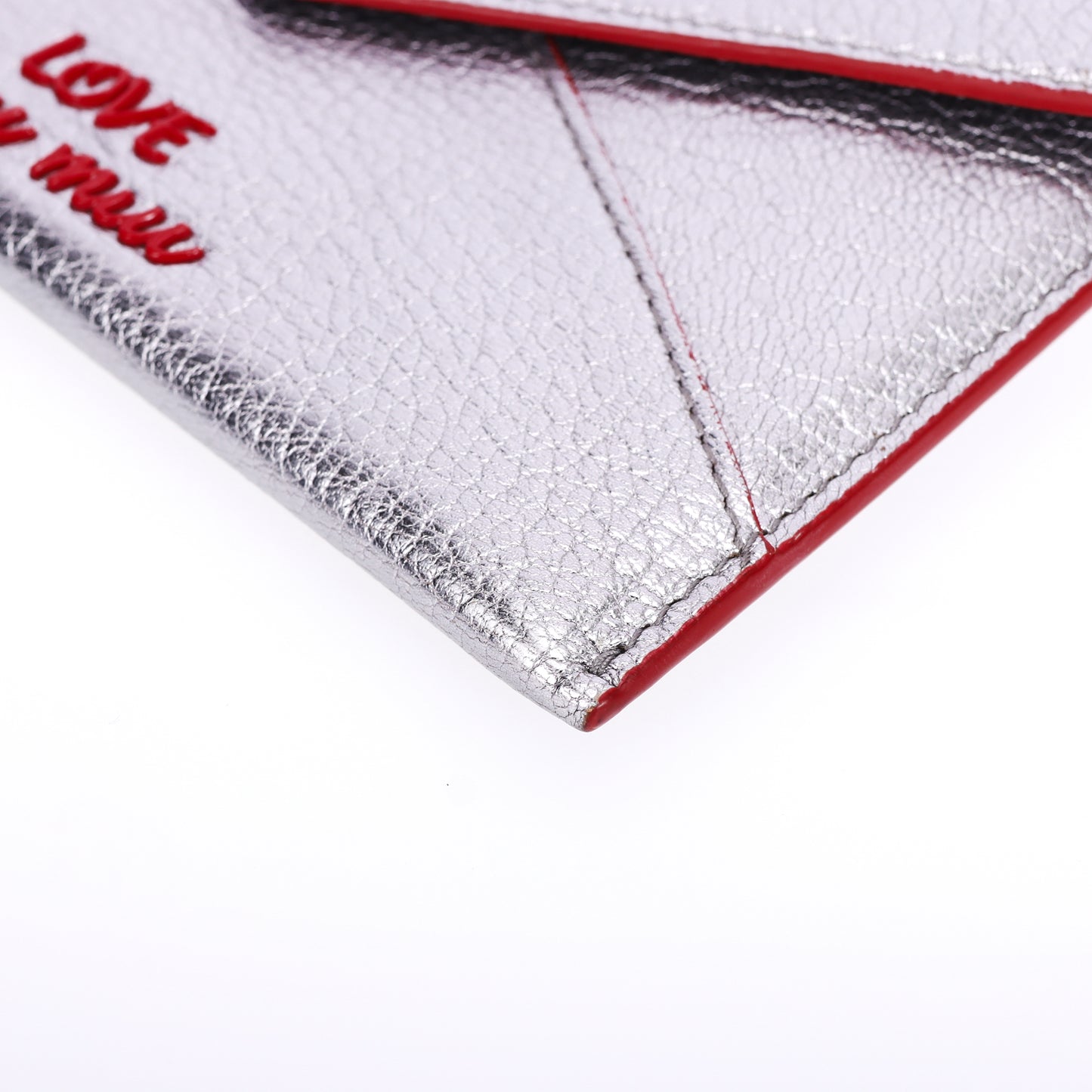 Pre-Owned Miu Miu Madras Love Silver Goatskin Wallet 12512587