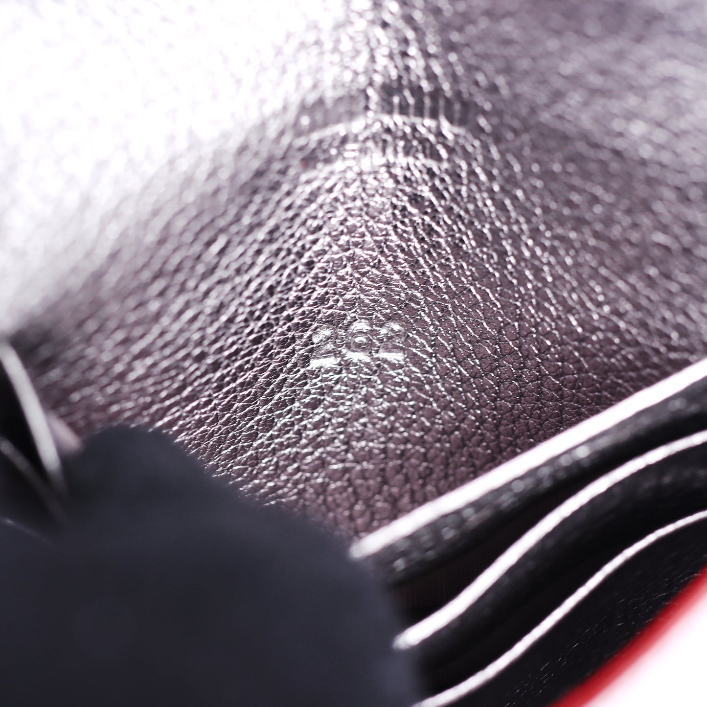 Pre-Owned Miu Miu Madras Love Silver Goatskin Wallet 12512587