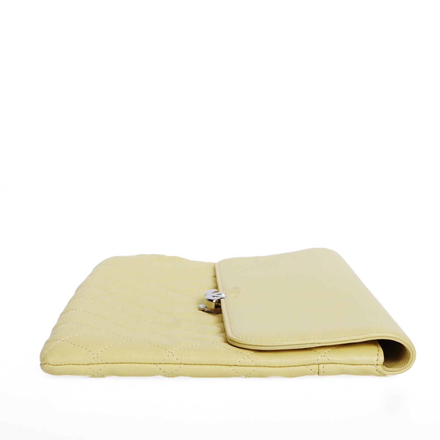 Pre-Owned Chanel Yellow Quilted Lambskin Flap Clutch 14495966