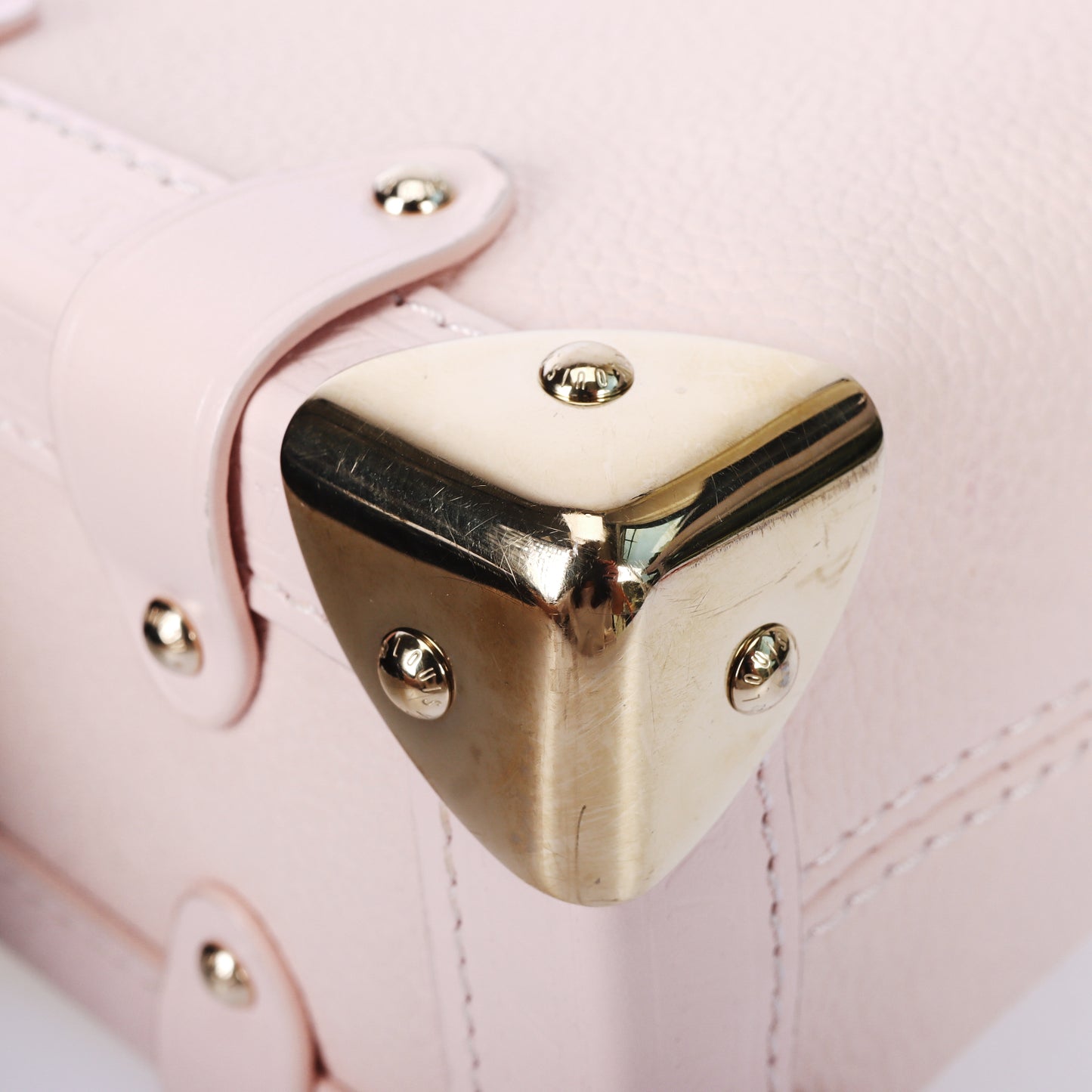 Pre-Owned Louis Vuitton Light Pink Leather Petite Malle Shoulder Bag 15097779