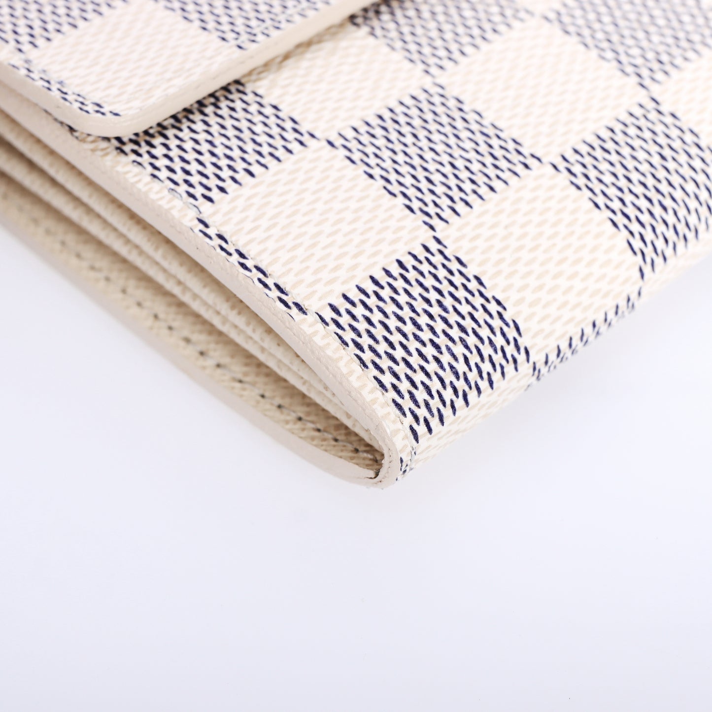 Pre-Owned Louis Vuitton Sarah Damier Azur Coated Canvas Long Wallet 17049973
