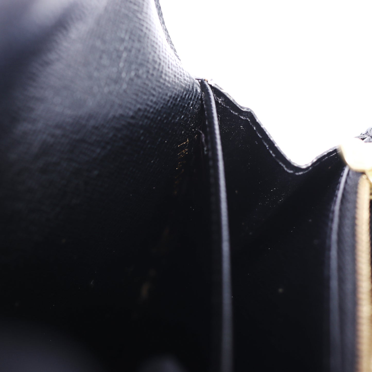 Pre-Owned Louis Vuitton Twist Black Epi Calfskin Wallet 17354674