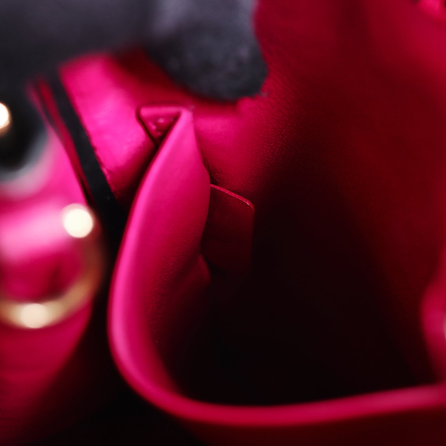 Pre-Owned Christian Dior Diorissimo Black Calfskin Leather Shoulder Bag 20092751