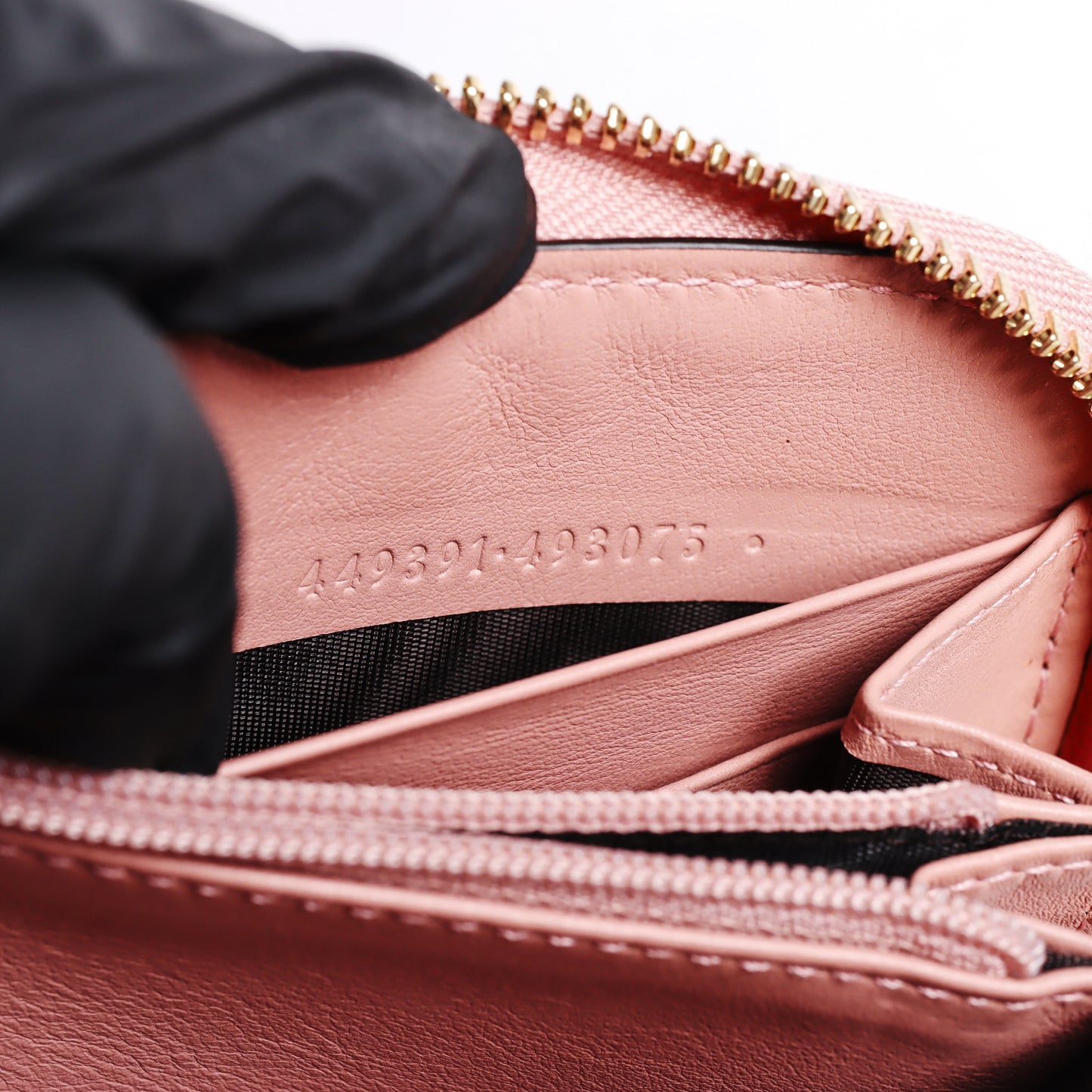 Pre-Owned Gucci Guccissima Pink Calfskin Zip-Around Long Wallet 20872270