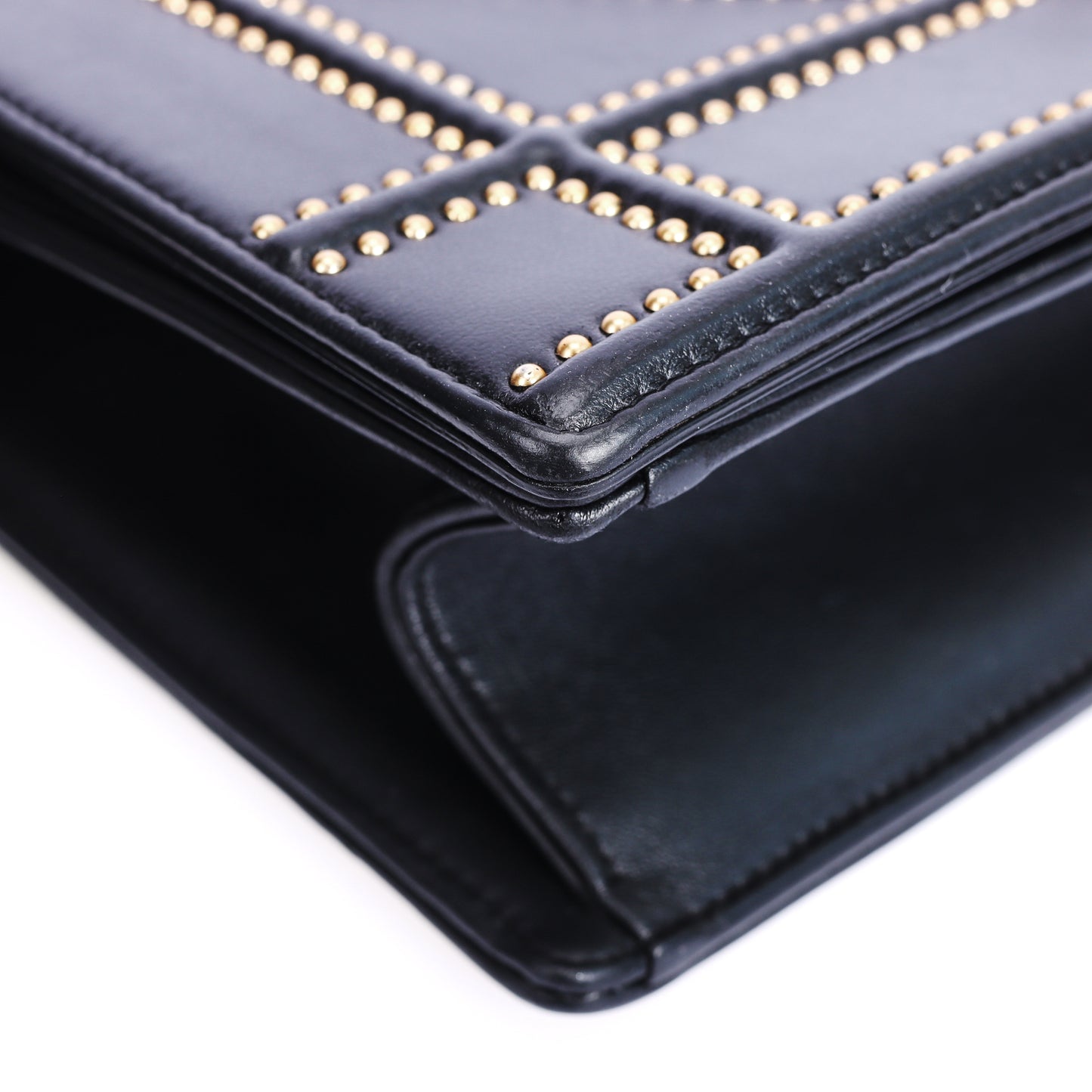 Pre-Owned Dior Black Leather Diorama Studded wallet on chian 22507141