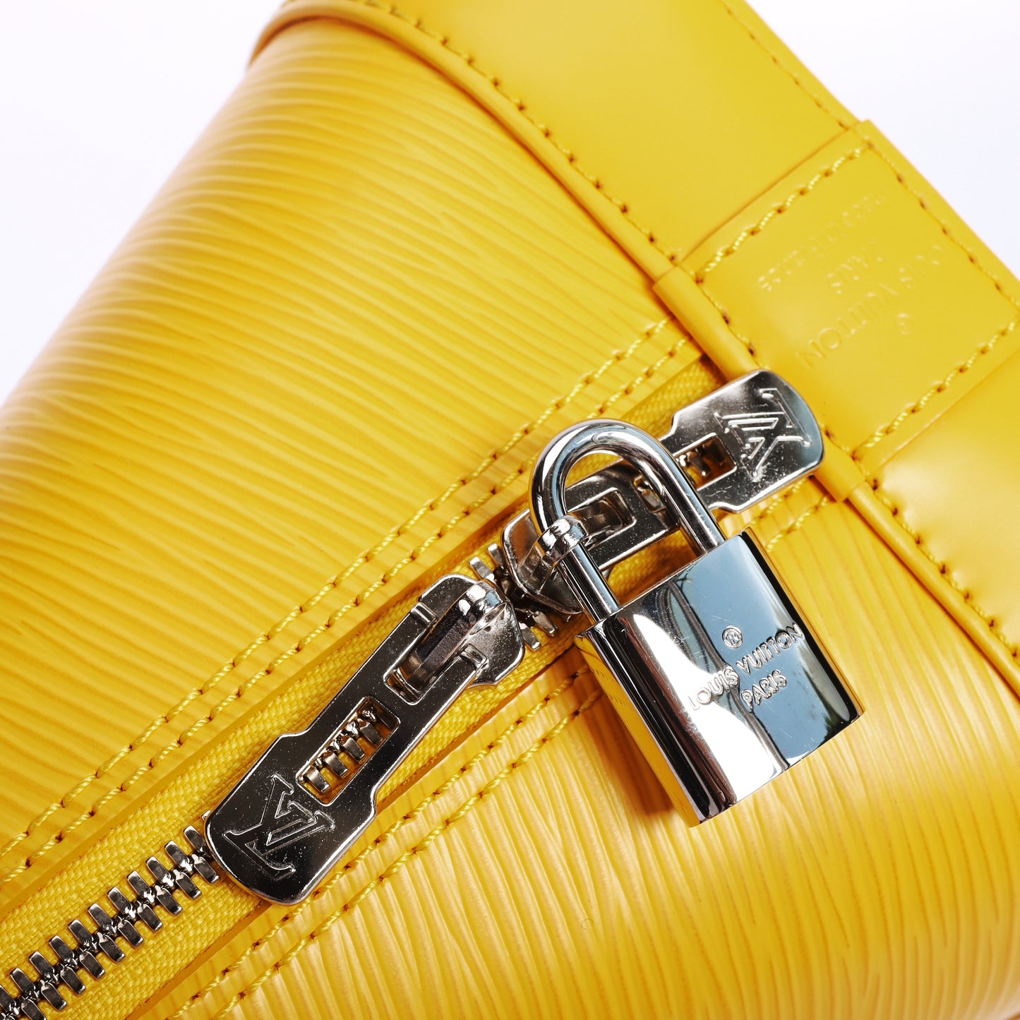 Pre-Owned Louis Vuitton LV Alma Yellow Epi Leather Handbag 23395364