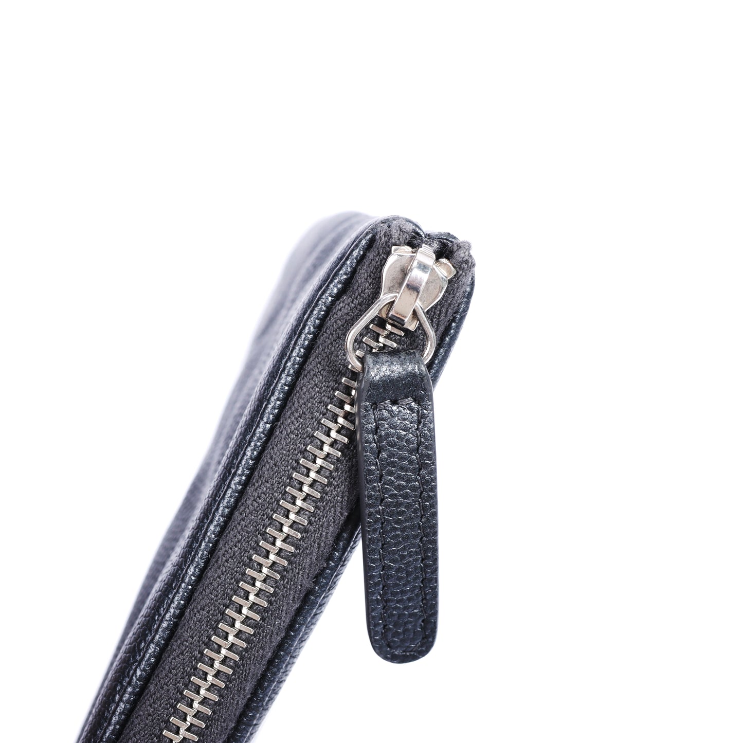 Pre-Owned Chanel Quilted CC Black Calfskin Leather Clutch 24199809