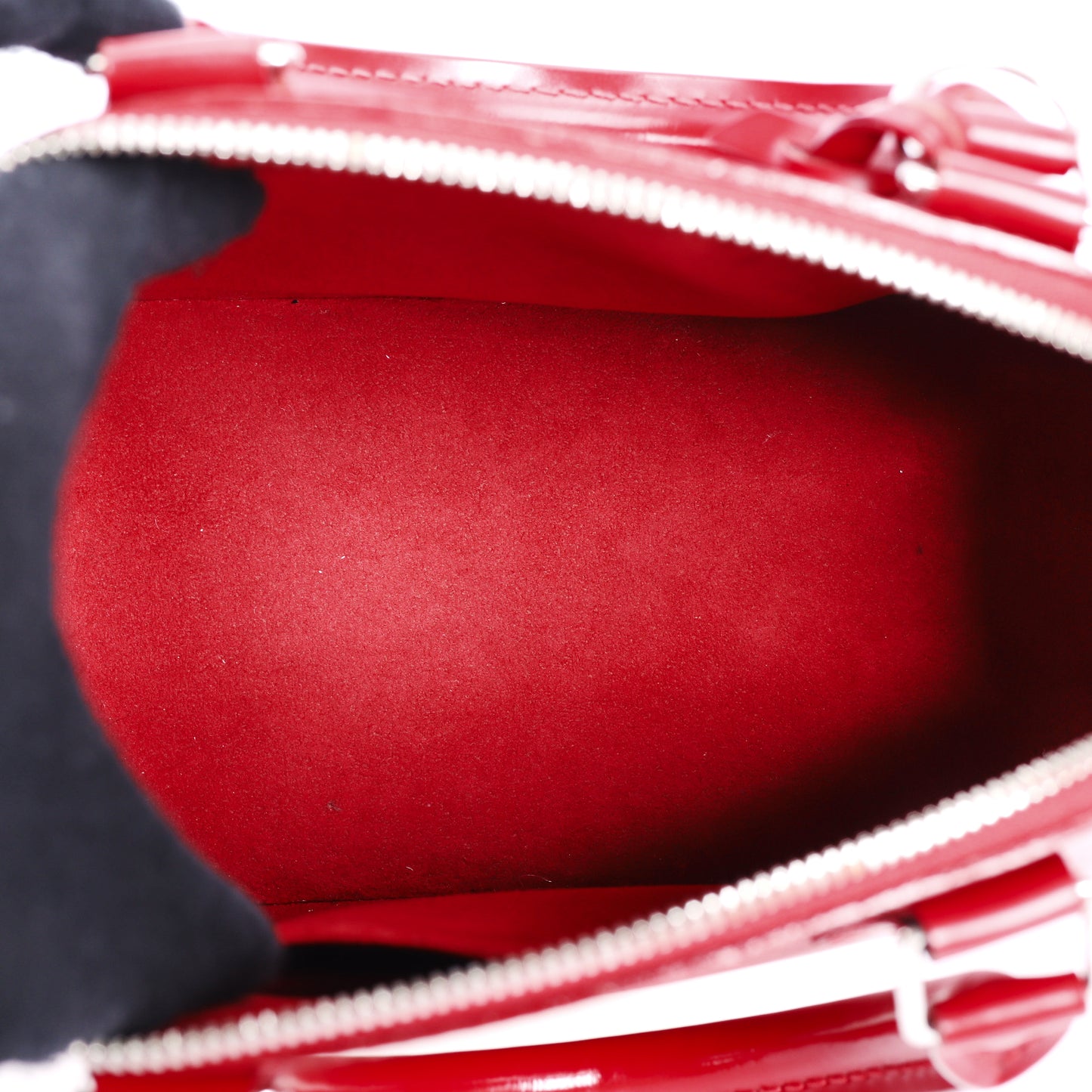 Pre-Owned Louis Vuitton Alma BB Red Epi Calfskin Leather Shoulder Bag 25079498