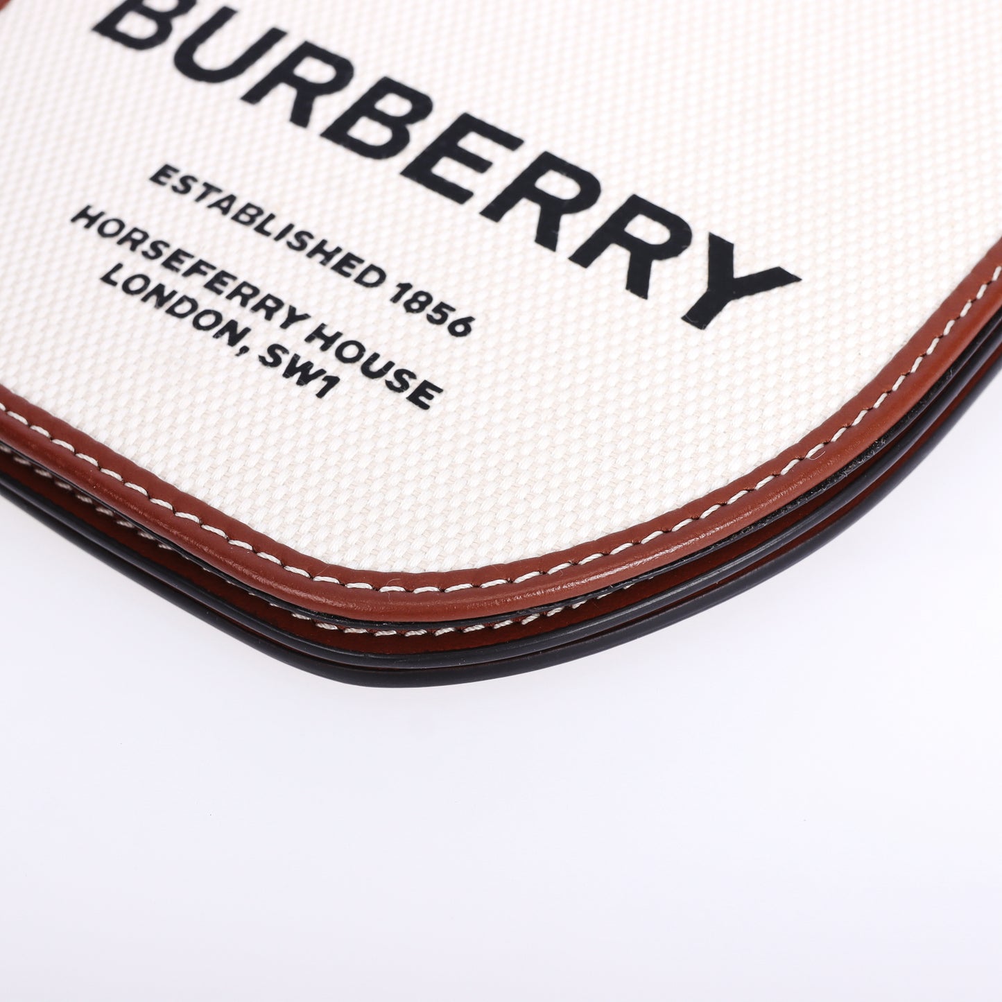 Pre-Owned Burberry  Beige  Canvas Shoulder Bag 27933890