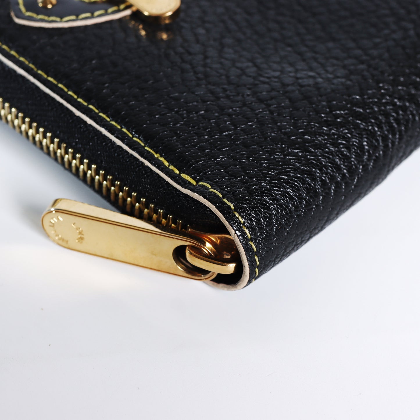 Pre-Owned Jimmy Choo Black Grained Calfskin Leather Wallet 29866649