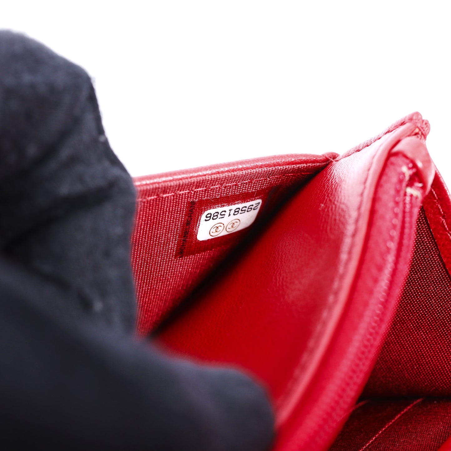 Pre-Owned Chanel 19 Red Lambskin Leather Wallet on Chain 32401891