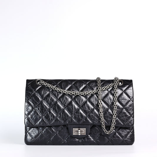 Pre-Owned Chanel 2.55 Reissue  Black Calfskin Shoulder Bag 34487178 L