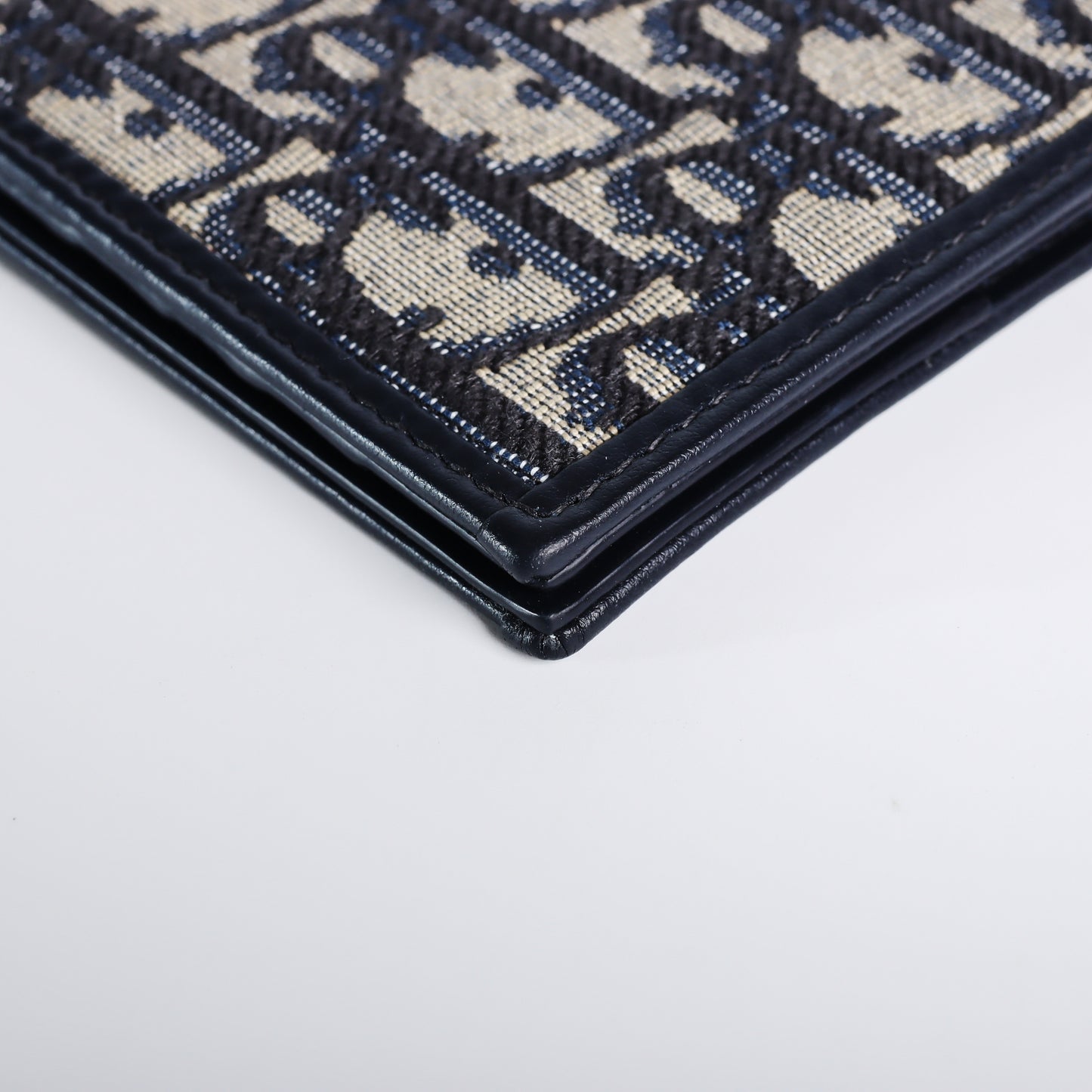 Pre‑Owned Dior 30 Montaigne Dark Blue Oblique canvas Wallet 35750334