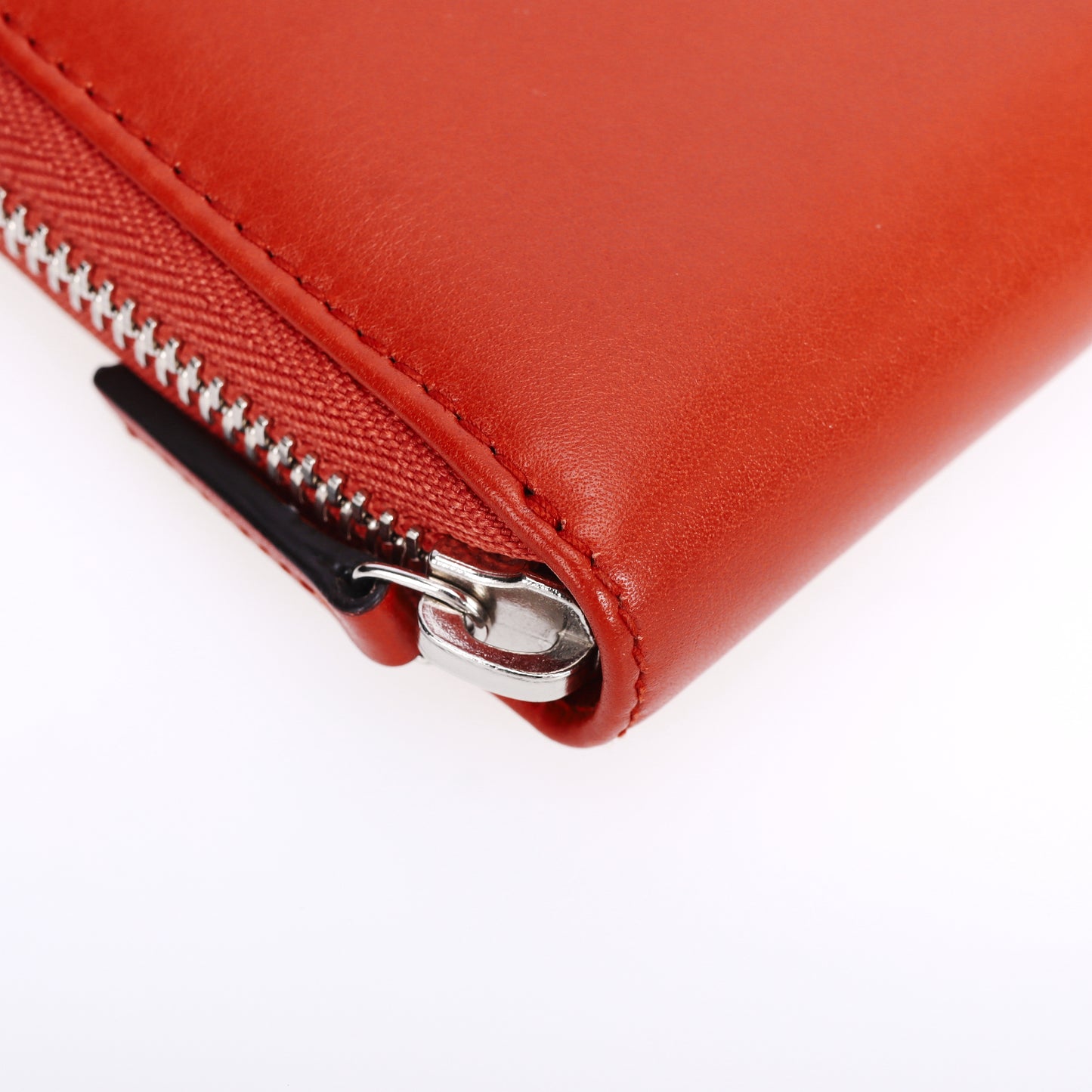 Pre-Owned Gucci Shima Orange Calfskin Long Wallet 38181727