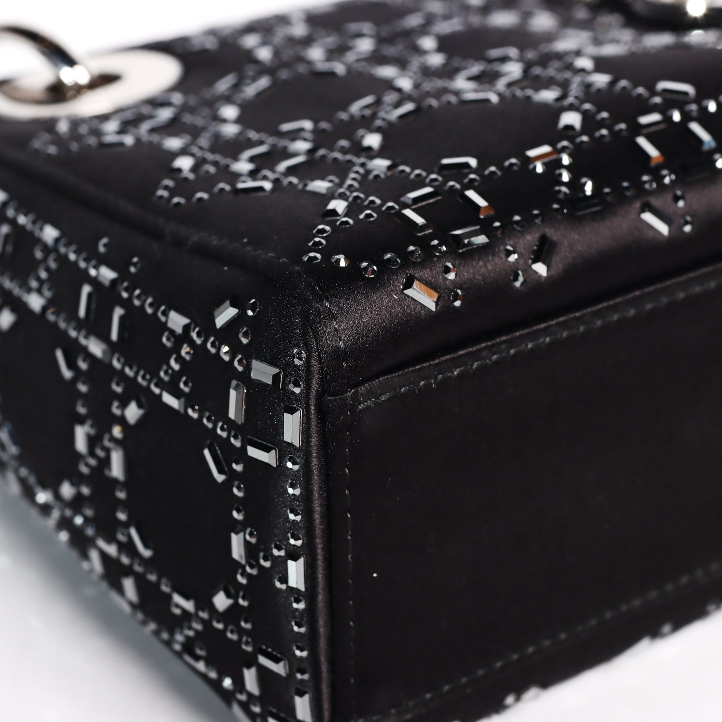 Pre-Owned Christian Dior Lady Dior Medium Black Satin Shoulder Bag 38723244