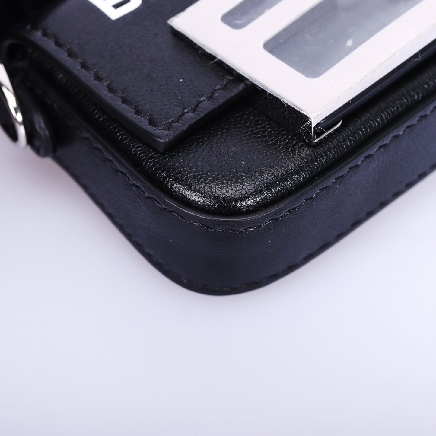 Fendi X MARC JACOBS Baguette Nano Black Calfskin Crossbody Bag 44269059
