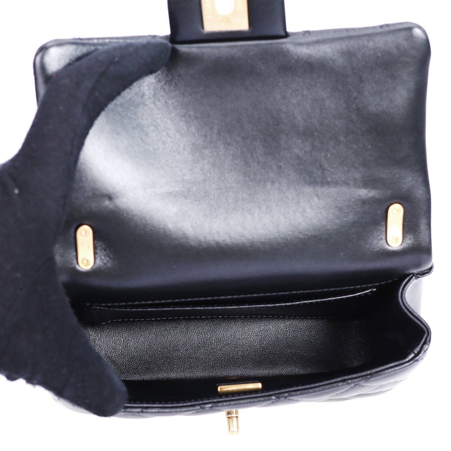 Pre-Owned Chanel Classic Flap Black Calfskin Leather Shoulder Bag 44843683