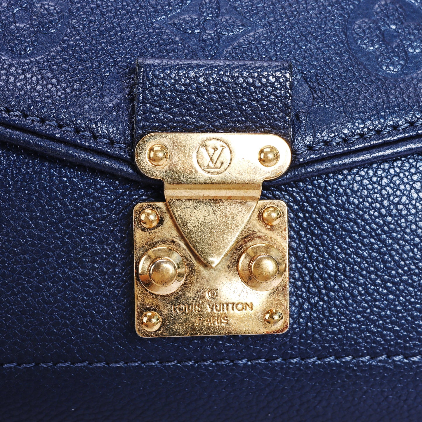 Pre-Owned Louis Vuitton Germain Blue Monogram Empreinte Leather Crossbody Bag 45043185