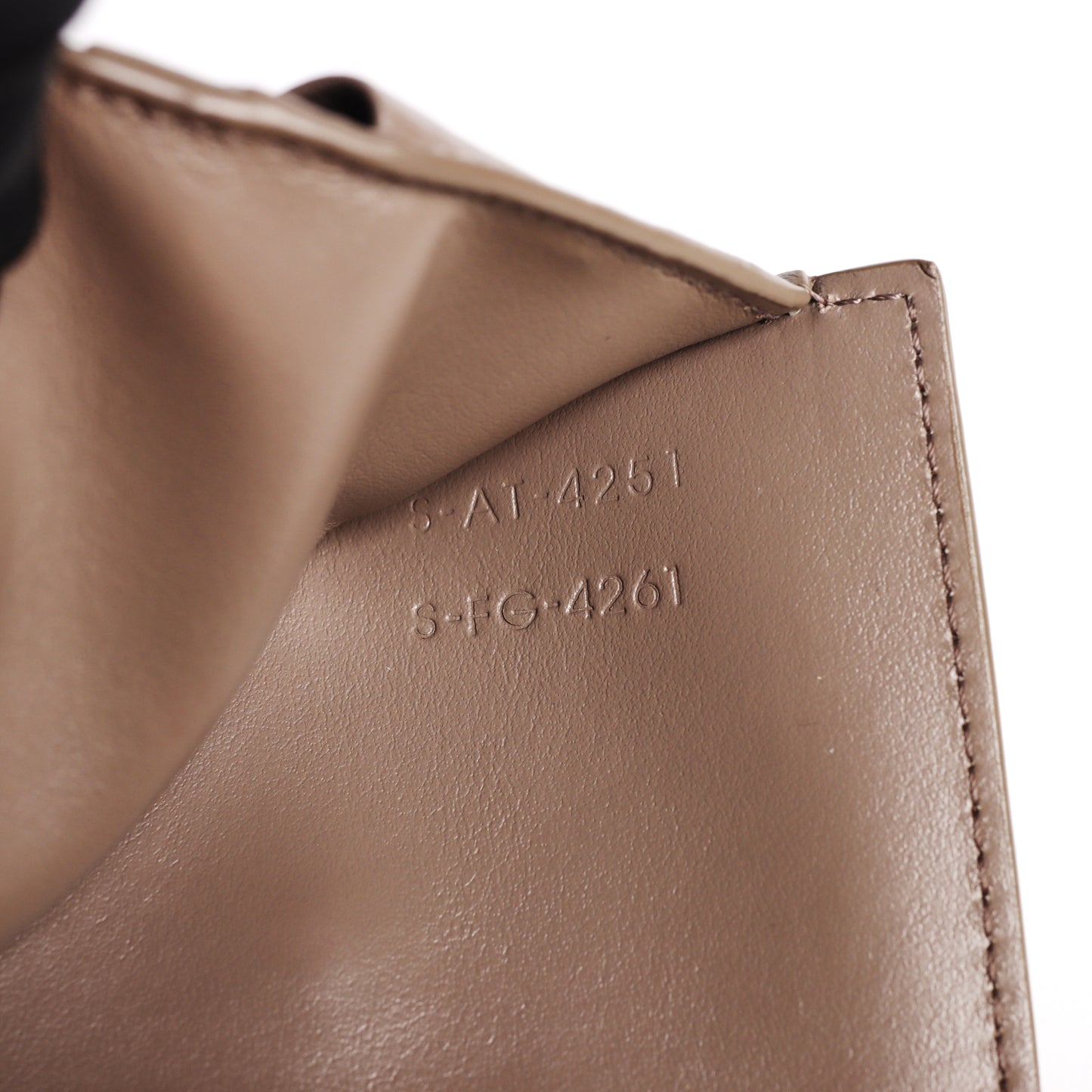 Pre-Owned Celine Triomphe Taupe Calfskin Small Wallet 45551722