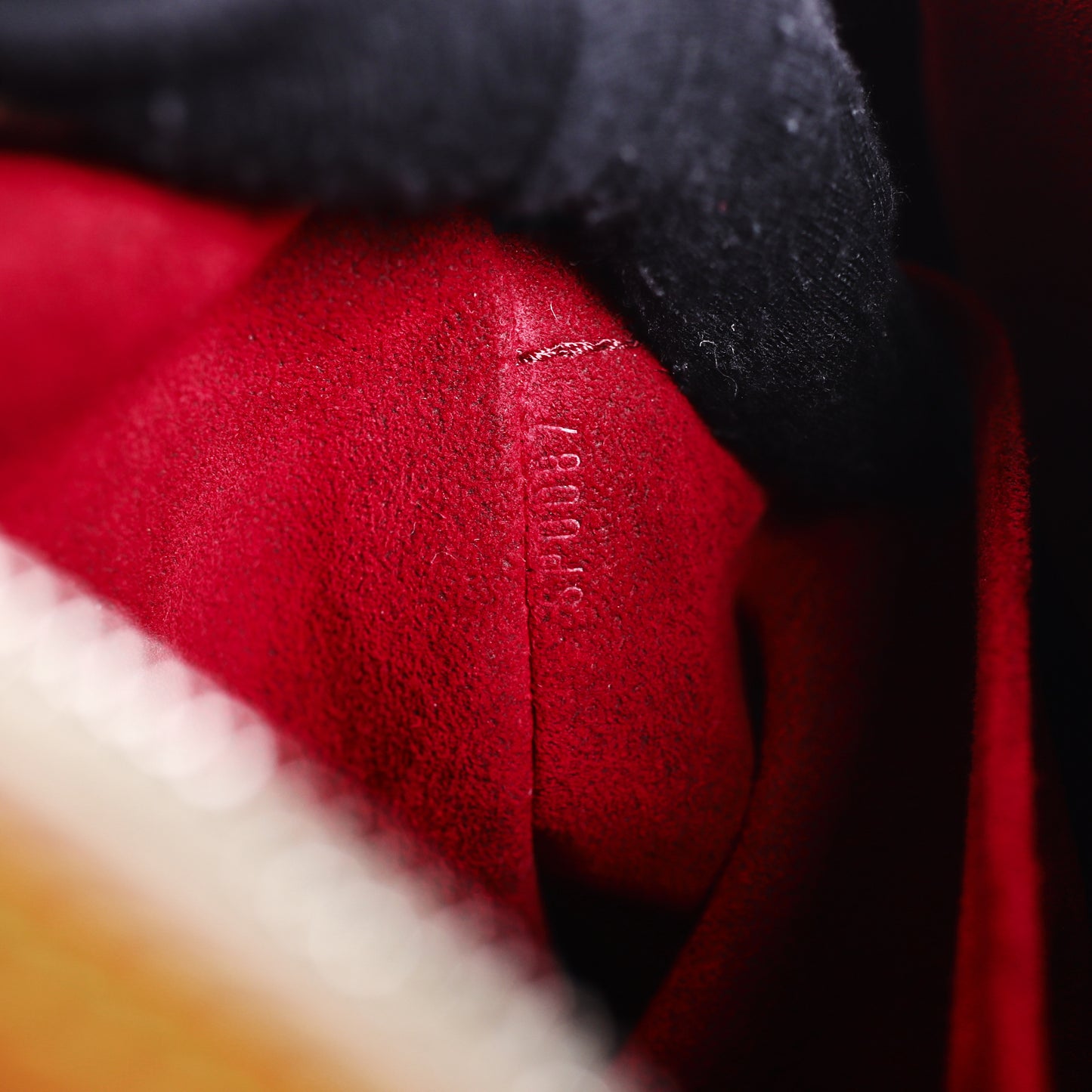 Pre-Owned Louis Vuitton Priscilla White Murakami  Coated Canvas Top Handle Bag 46418986