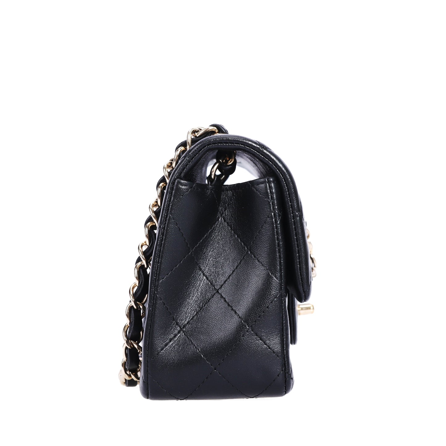 Pre-Owned Chanel Quilted Classic Black Lambskin Shoulder Bag 47569707