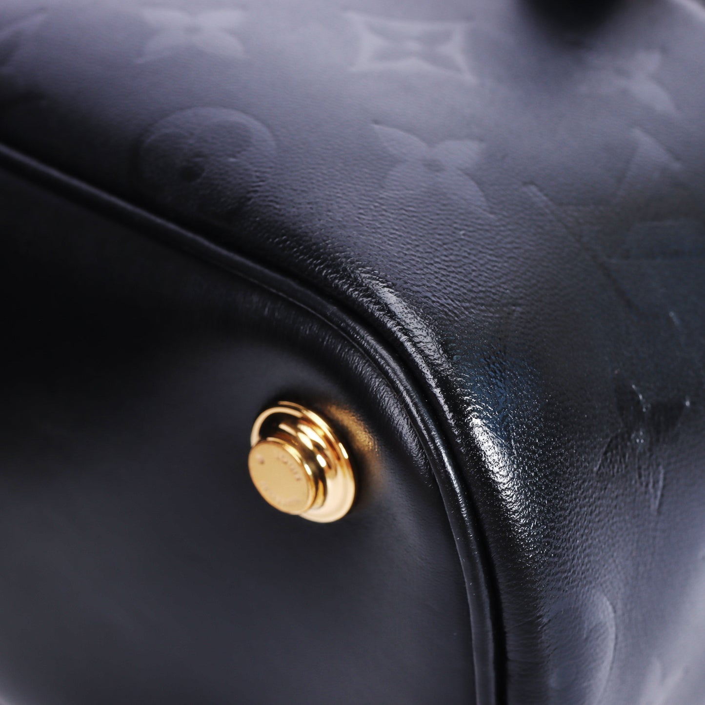 Pre-Owned Louis Vuitton Vanity PM Black Monogram Lambskin Leather Handbag 47793499