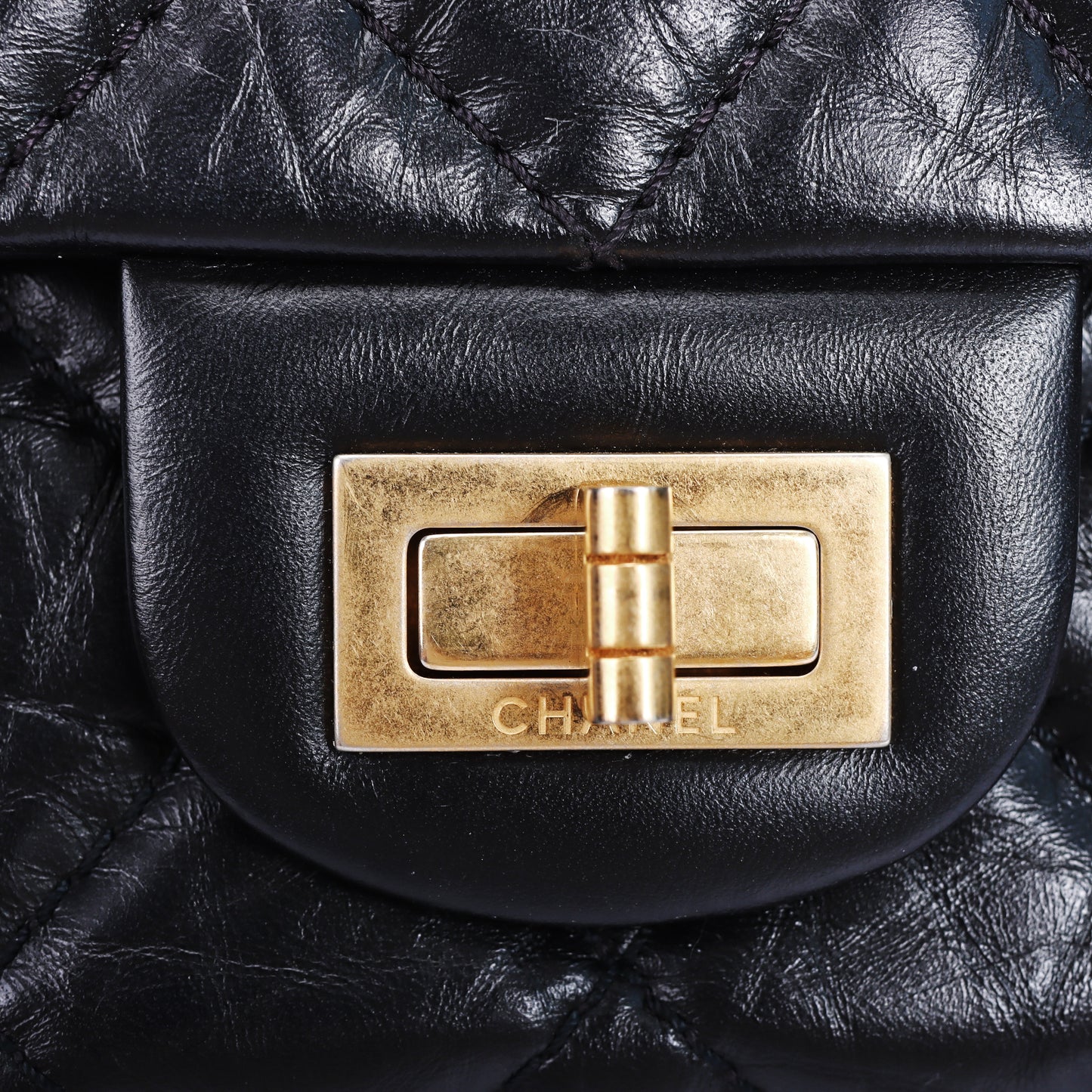 Pre-Owned Chanel Reissue Black Quilted Calfskin Leather Chain Shoulder Bag 48519536