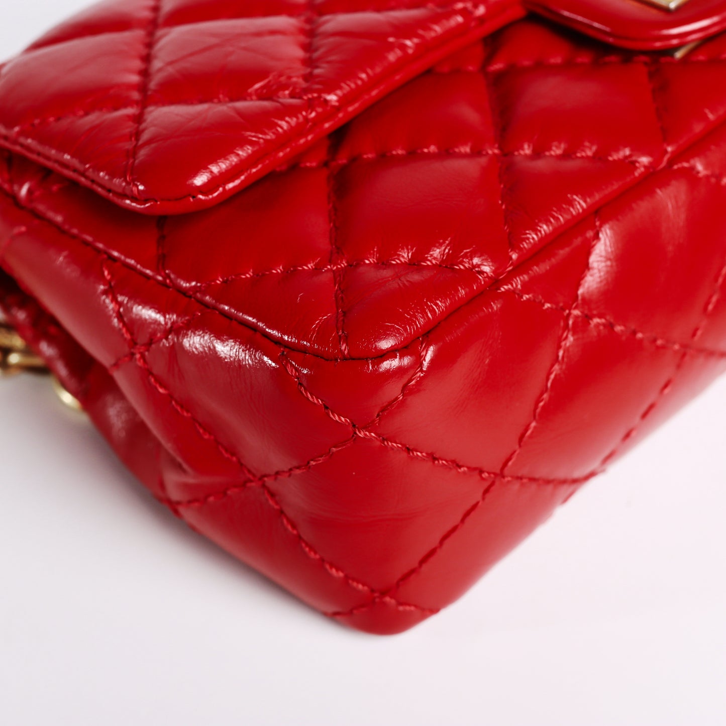 Pre-Owned Chanel Reissue Red Calfskin Shoulder Bag 51727177
