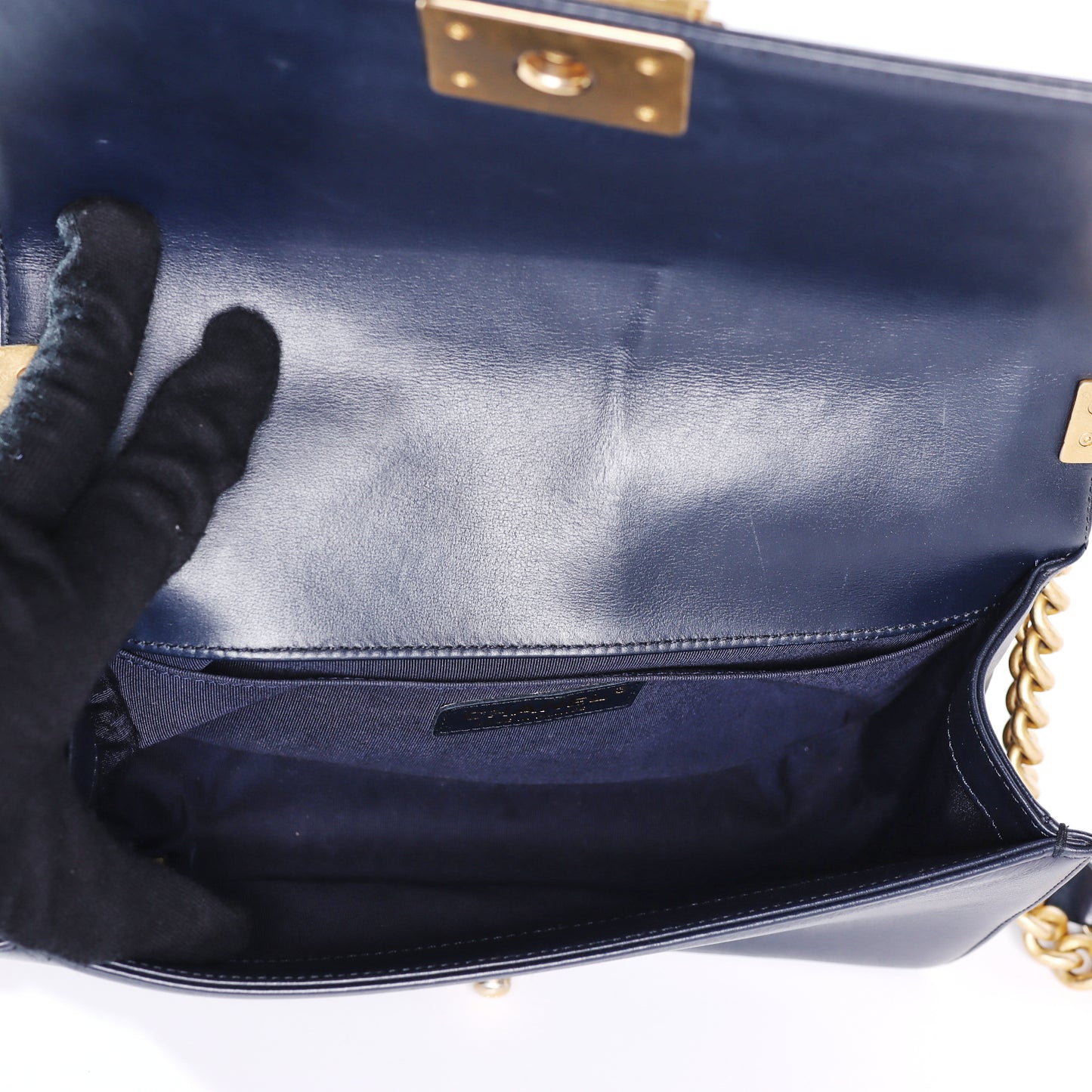Pre-Owned Chanel Le Boy Medium Black Quilted Lambskin Shoulder Bag 53257670
