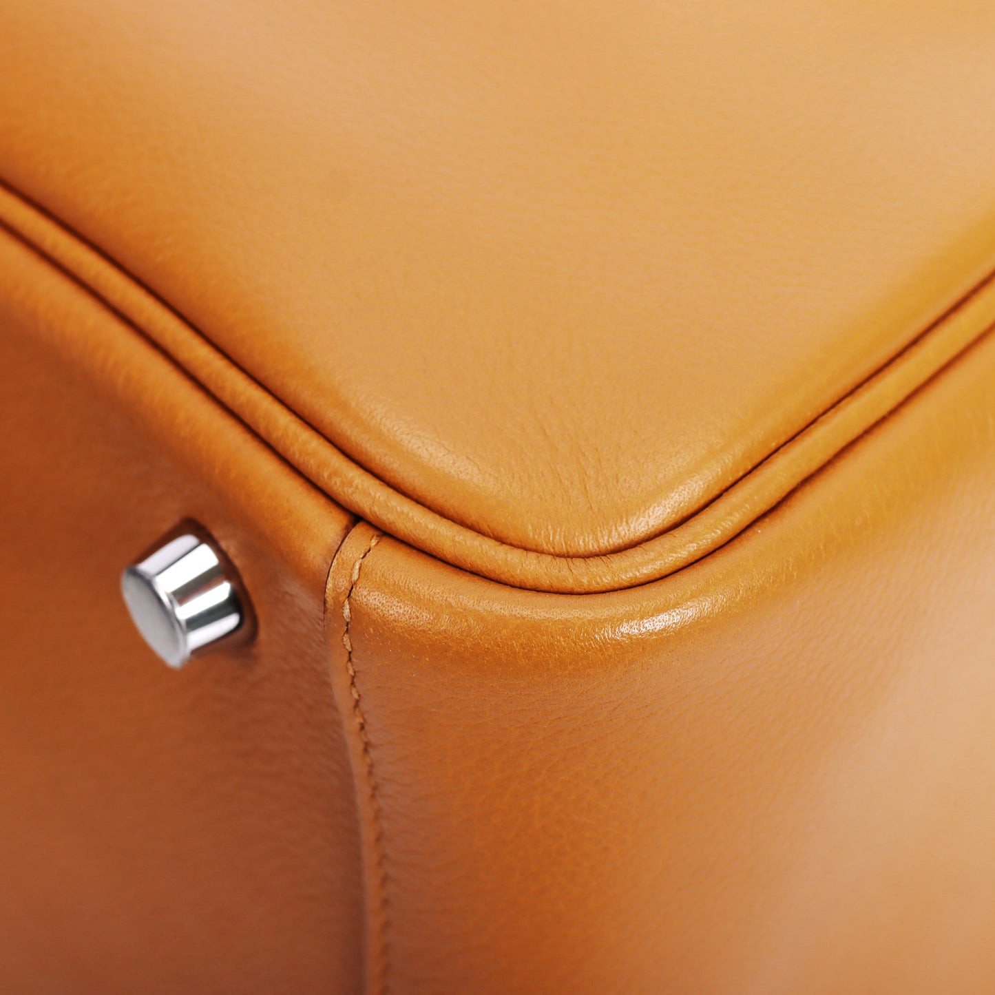 Pre-Owned Hermès Lindy Sesame Evercolor Leather Shoulder Bag 53980734L