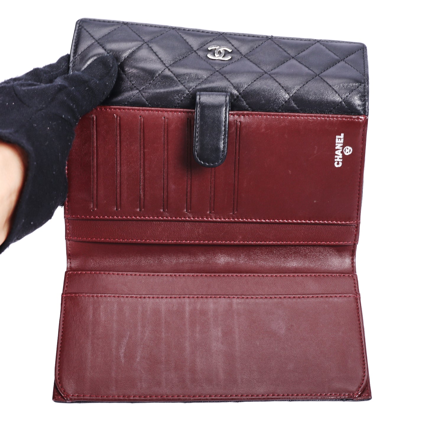 Pre-Owned Chanel Classic Black Lambskin Leather Long Wallet 55598247