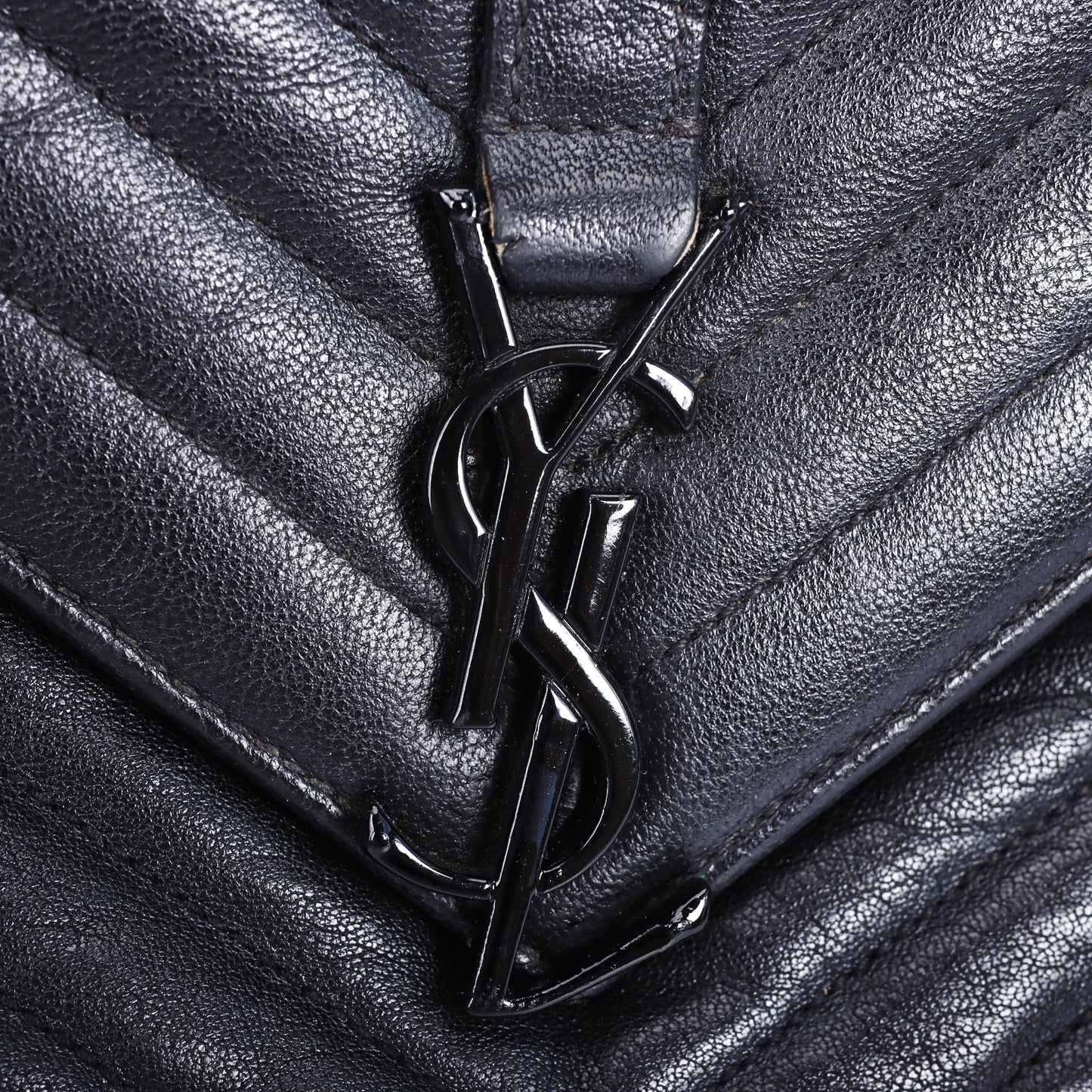 Pre-Owned Saint Laurent Black College Shoulder Bag 56709984
