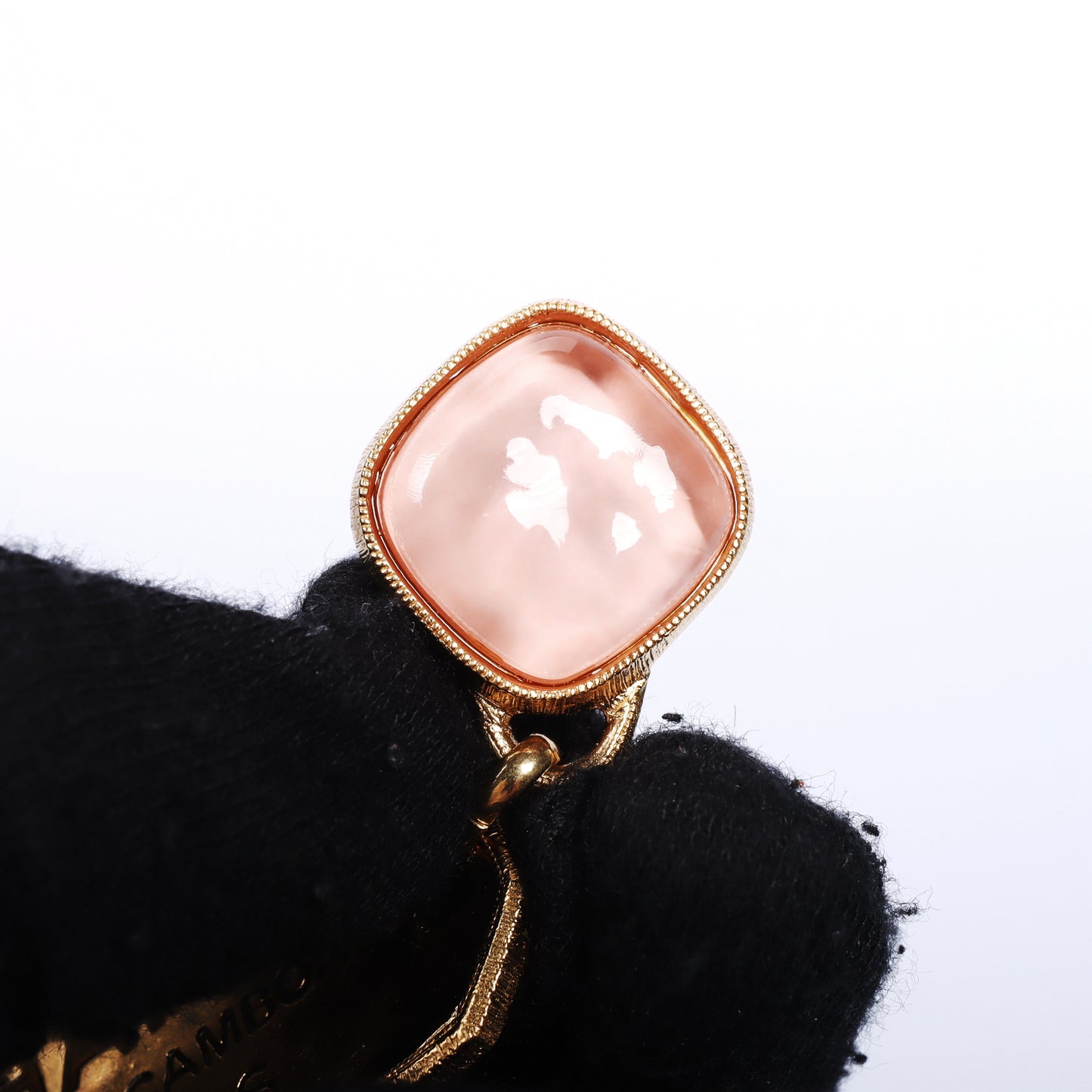 Pre-Owned Chanel Vintage Gold-Tone Metal Earrings 56735680 c