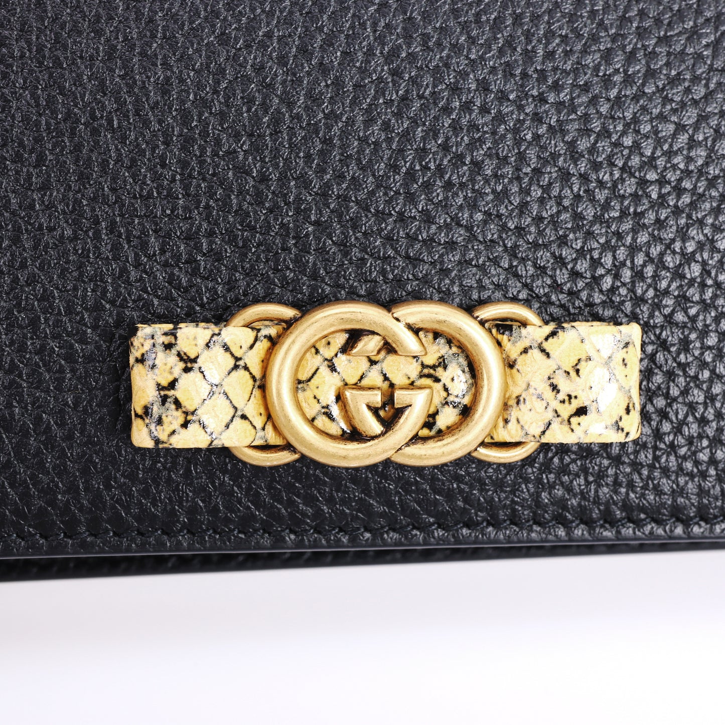 Pre-Owned Gucci Interlocking G Black Calfskin Wallet on Chain 57212467