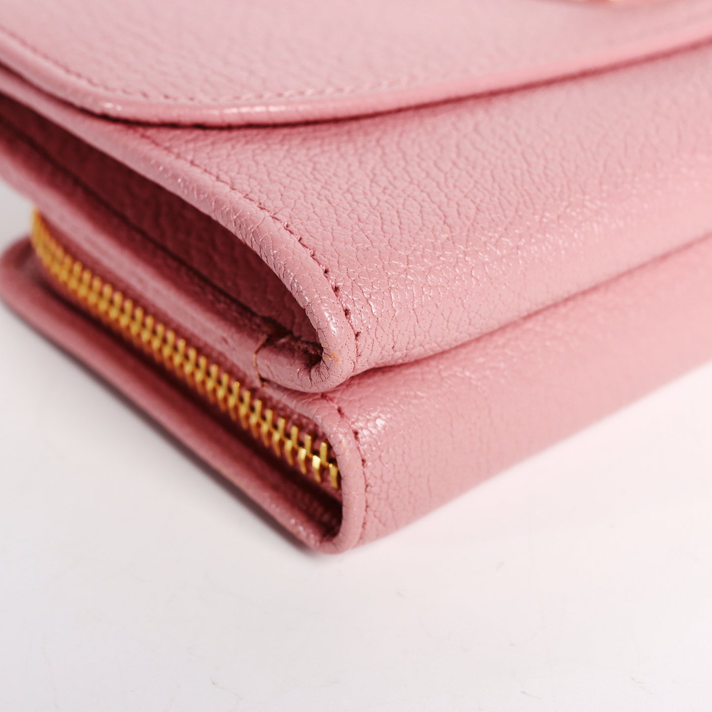 Pre-Owned Miu Miu Pink Grained Calfskin Long Wallet 59736587