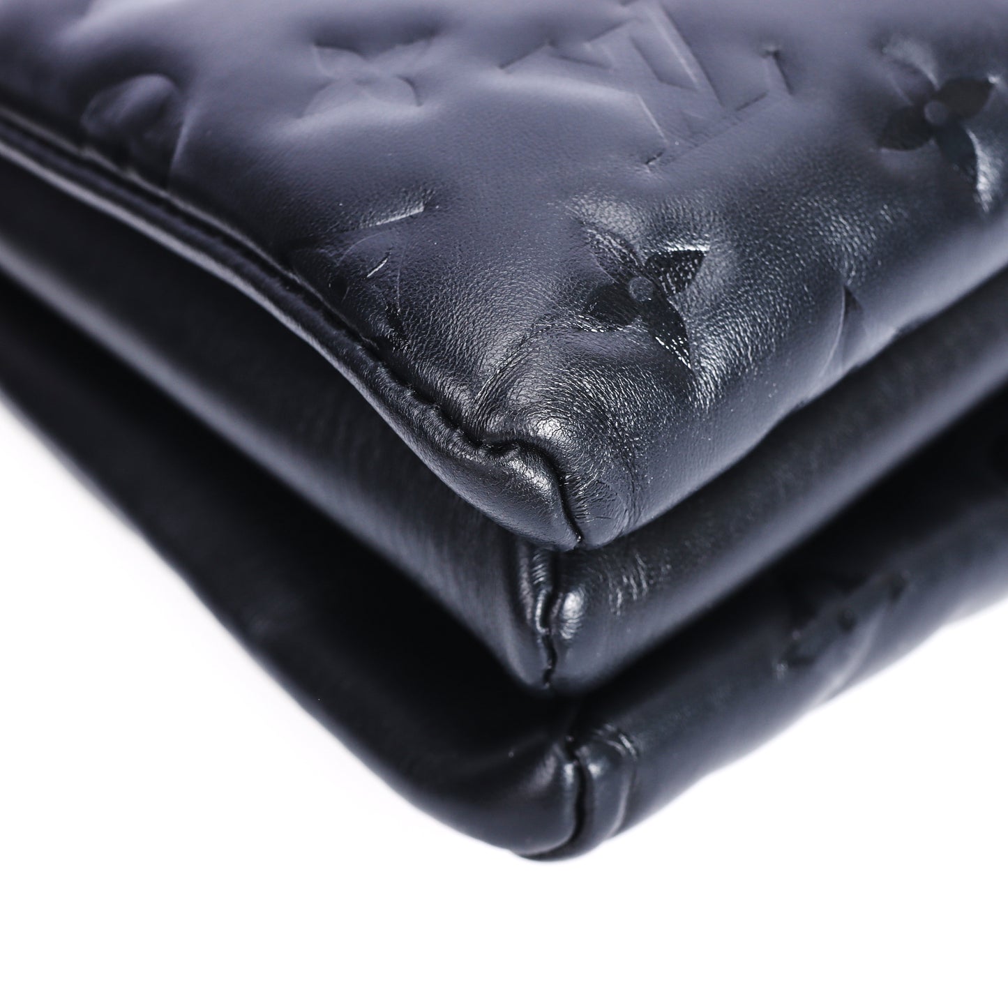 Pre-Owned Louis Vuitton Coussin Black Monogram Embossed Calfskin Shoulder Bag 61286242
