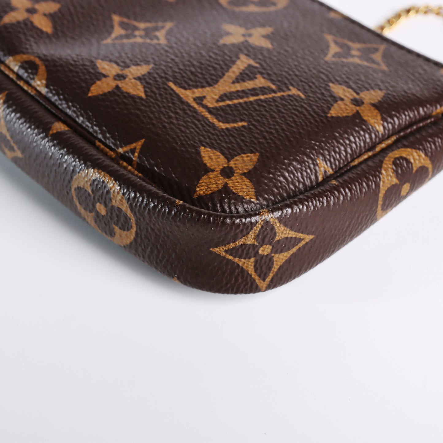 Pre-Owned Louis Vuitton  Pochette Accessoires Brown Coated Canvas Small Leather Goods 63824384