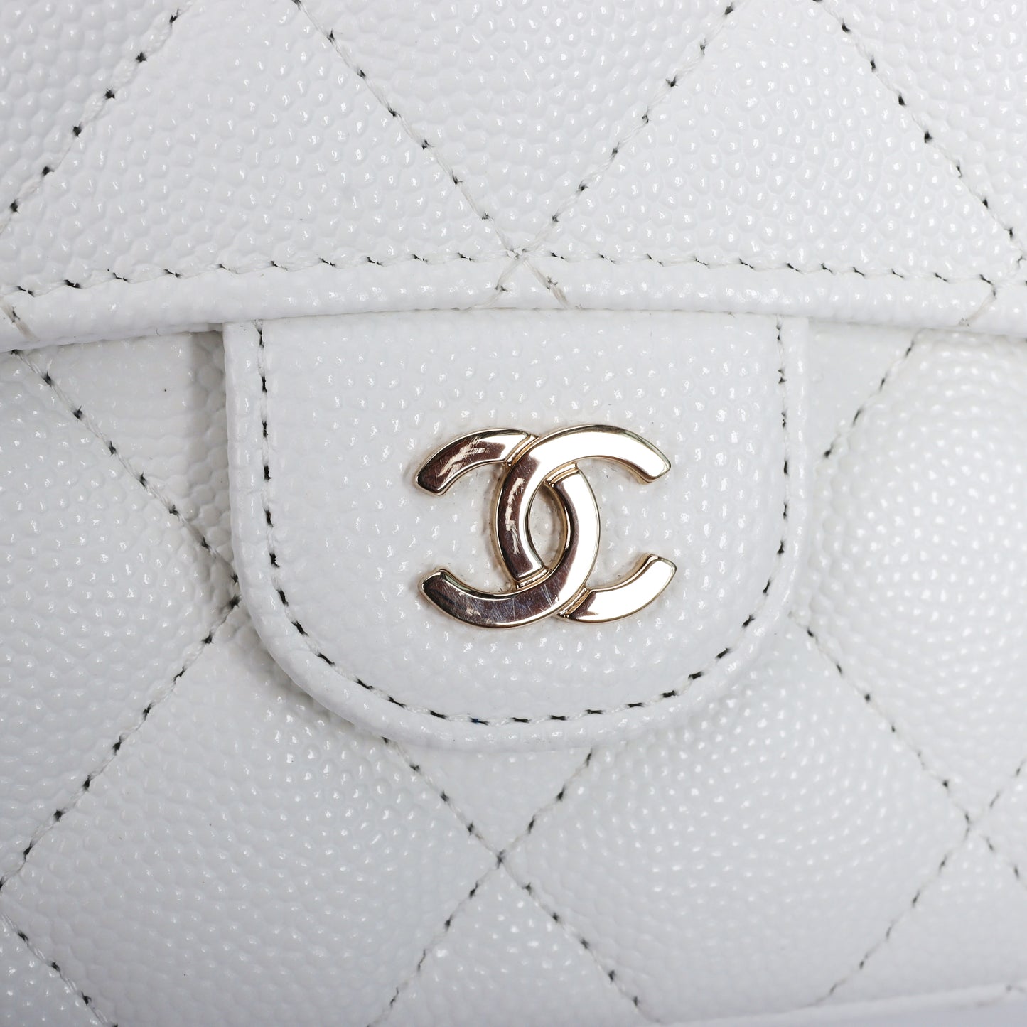 Pre-Owned Chanel Classic Flap White Calfskin Leather Chain Shoulder Bag 63949210