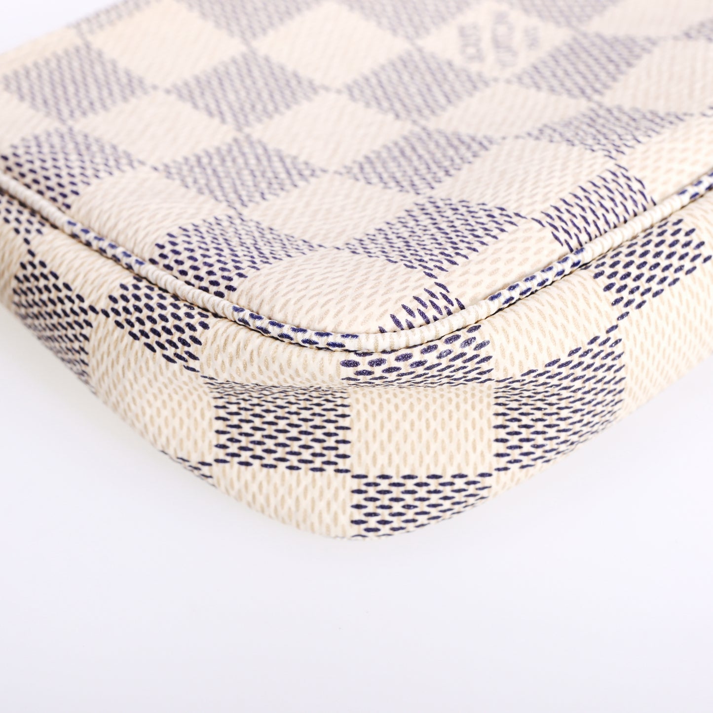 Pre-Owned Louis Vuitton Pochette  Damier Azur Coated Canvas Small Leather Goods 66243972