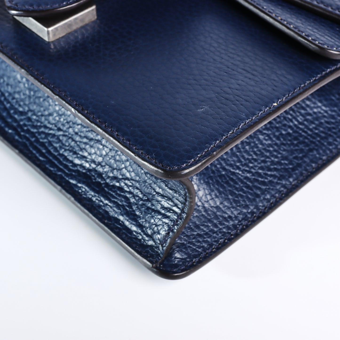 Pre-Owned Gucci Dionysus Blue Calfskin Crossbody Bag 68597206