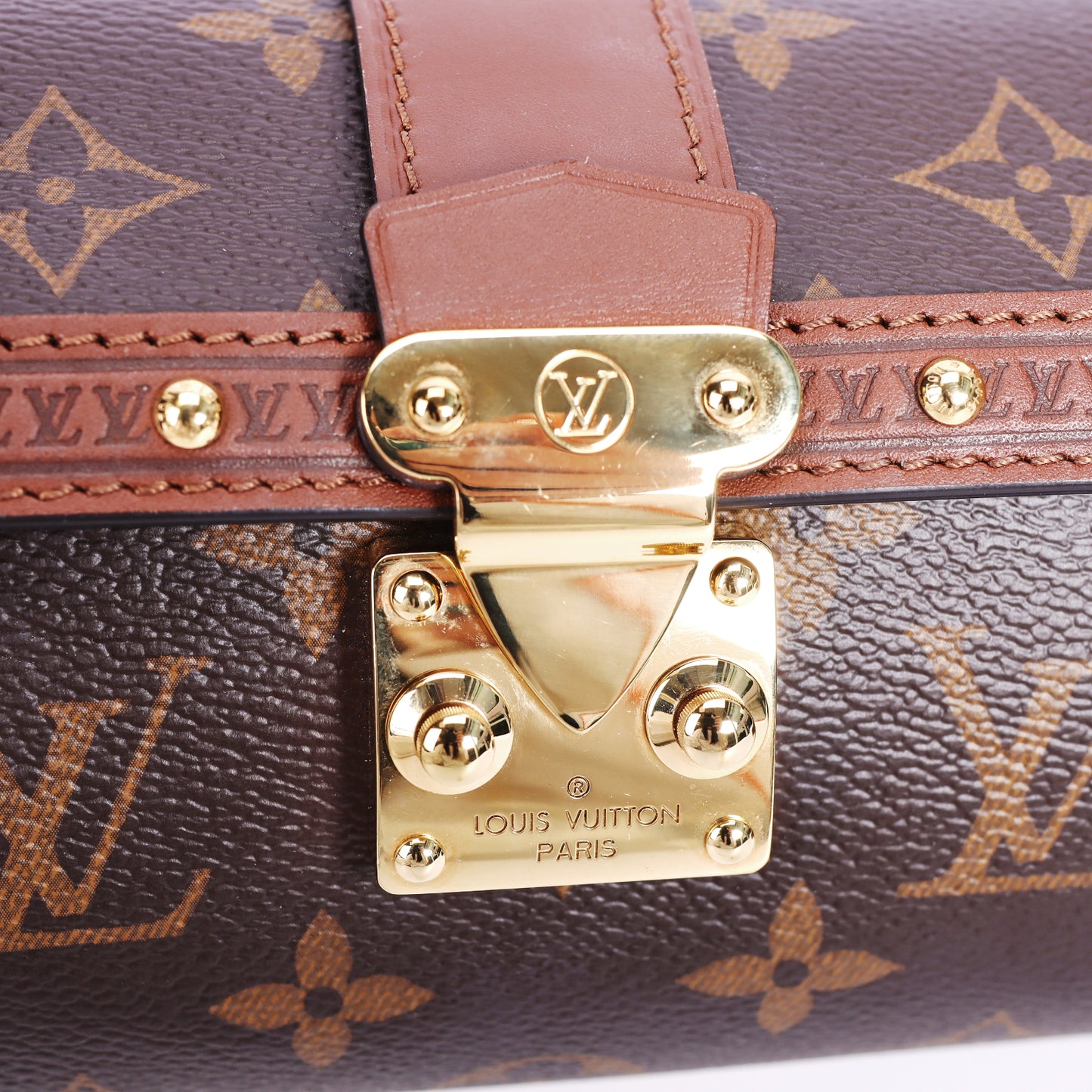 Pre-Owned Louis Vuitton Papillon Trunk Brown Coated Canvas Crossbody Bag 69718696 L