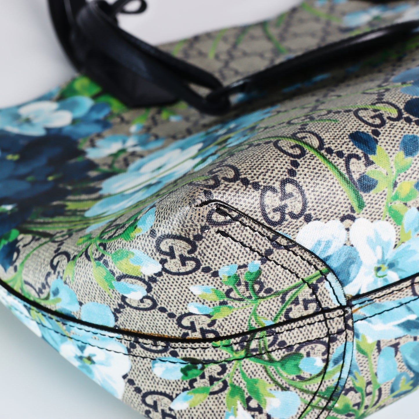 Pre‑Owned Gucci Ebony/Blue Floral GG Supreme coated canvas Tote Bag 73081933