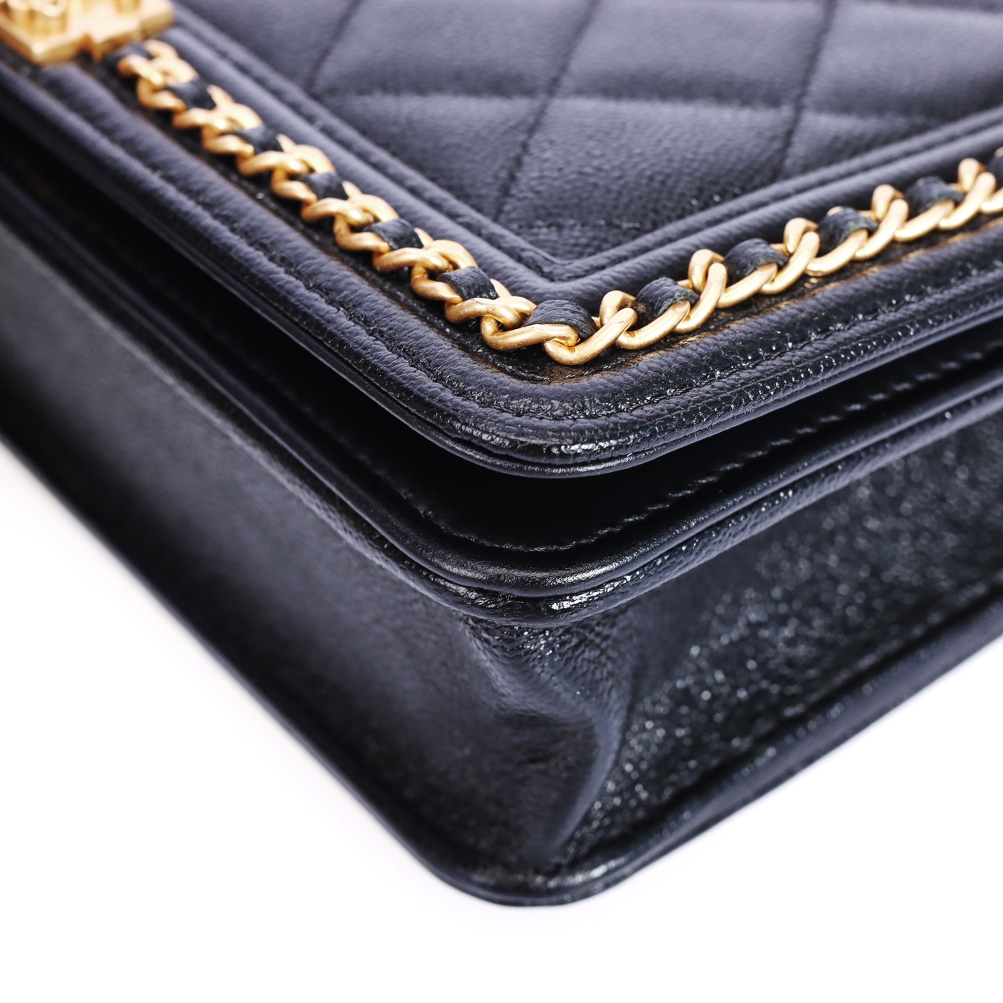 Pre-Owned Chanel Boy Bag Black Quilted Calfskin Leather Shoulder Bag 75124289