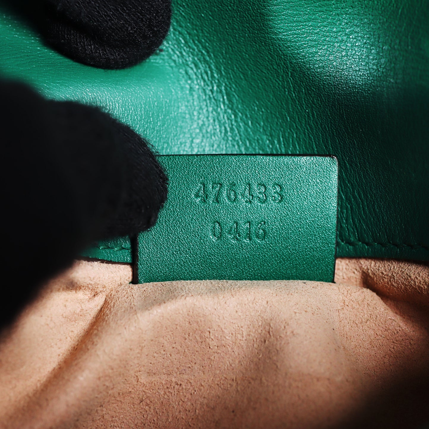 Pre-Owned Gucci GG Marmont Matelassé Green Calfskin Shoulder Bag 78545523