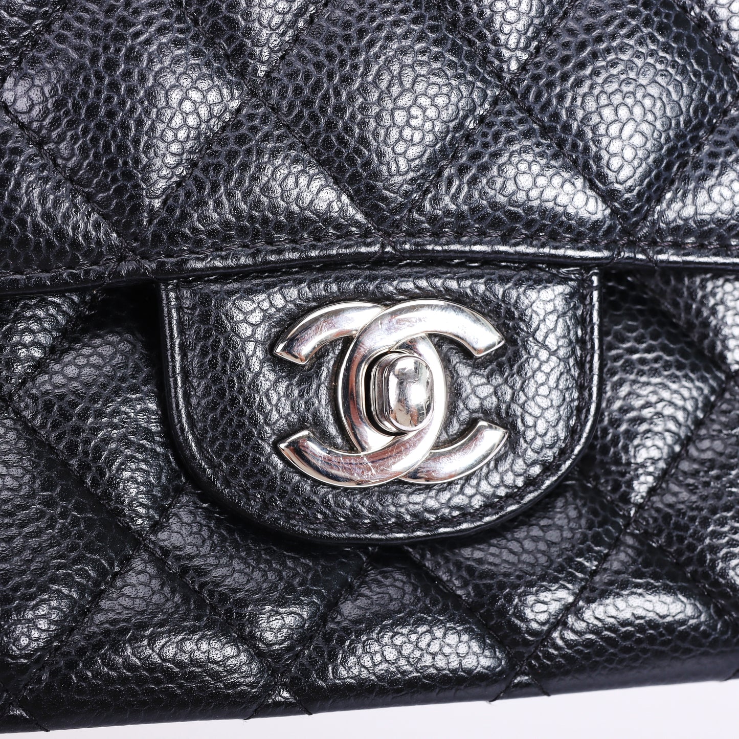 Pre-Owned Chanel Classic Double Flap Black Calfskin Leather Chain Shoulder Bag 79258893