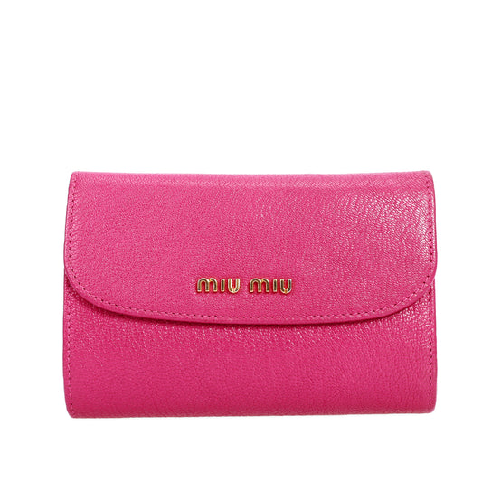 Pre-Owned Miu Miu Fuchsia Calfskin Compact Wallet 79748962