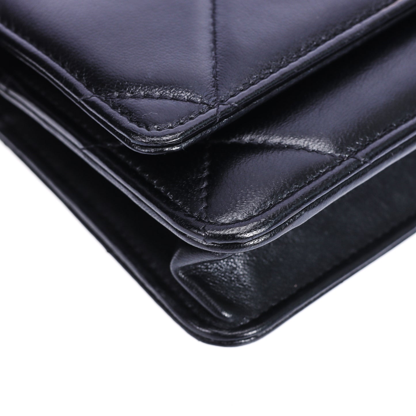 Pre-Owned Chanel 19 Black Lambskin Leather Wallet on Chain 79757415 L
