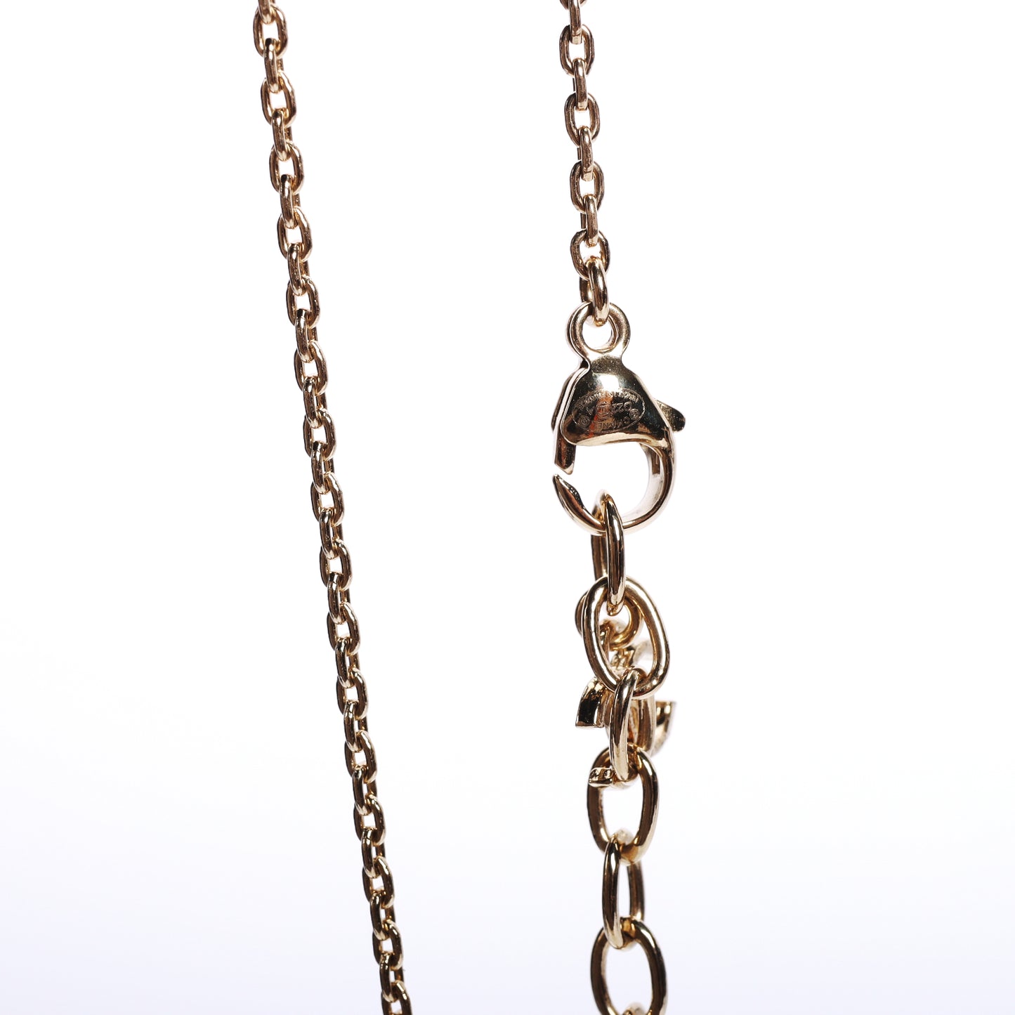 Pre-Owned Chanel Round Black Gold-Tone Metal Pendant Necklace 84378542 c