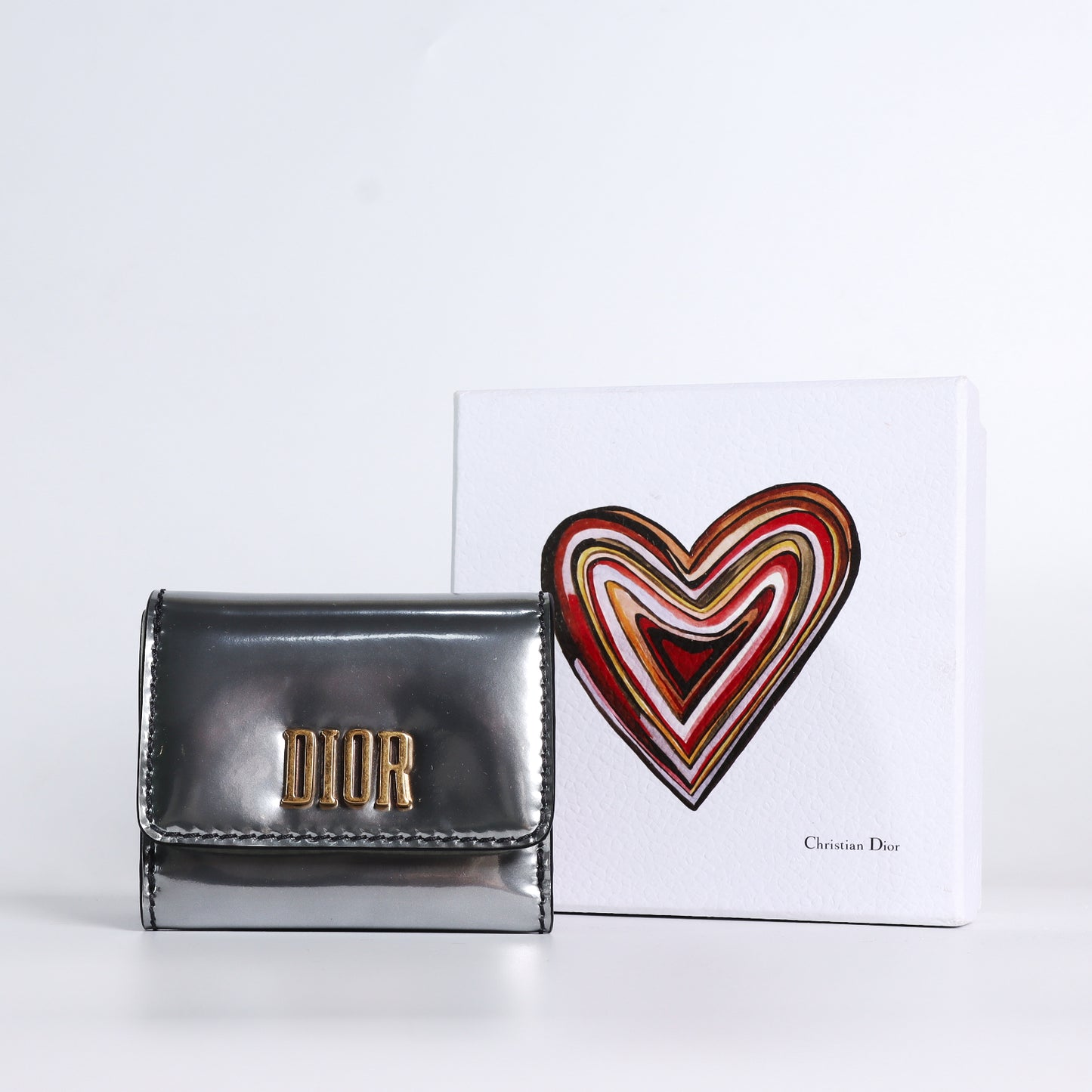 Pre-Owned Dior 30 Montaigne Compact Silver Calfskin Small Leather Goods 86175609